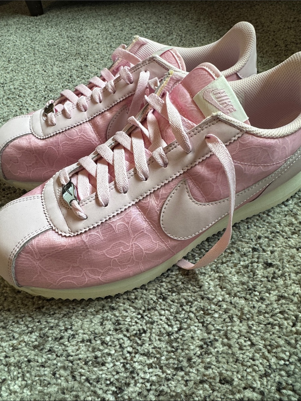 Nike Cortez SE Valentine’s Day Pink Floral Shoes Women’s 10.5 Limited Edition